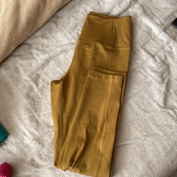 Girlfriend Collective 7/8 Leggings - Picture 4 of 4